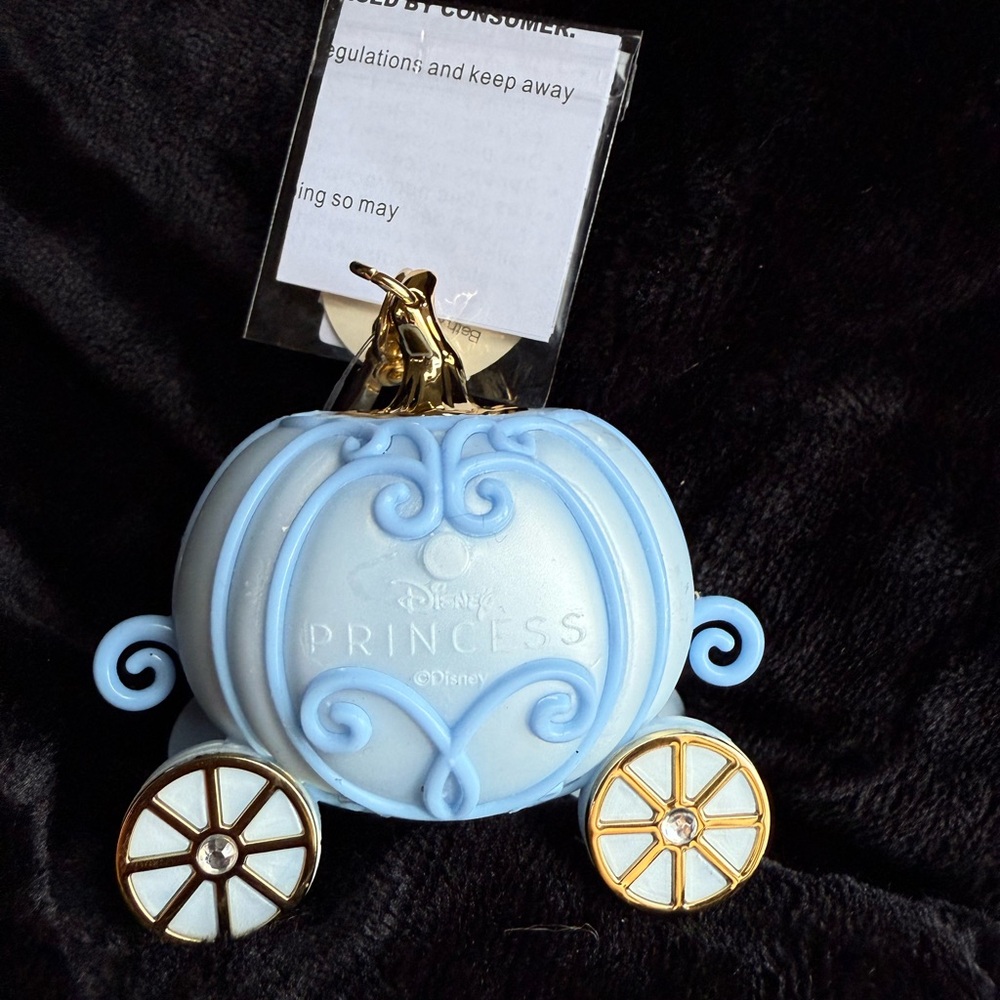 BBW Light-up Cinderella's Carriage Pocketbac Holder NEW - Picture 3 of 7
